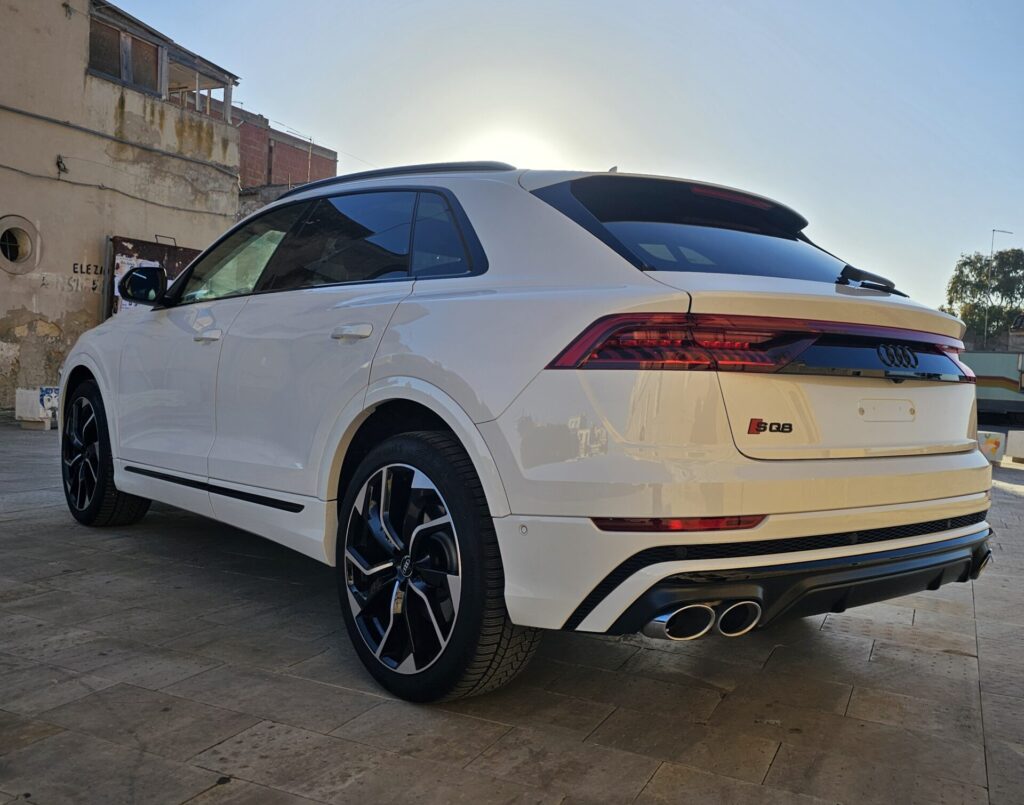 Audi Sq8 retro